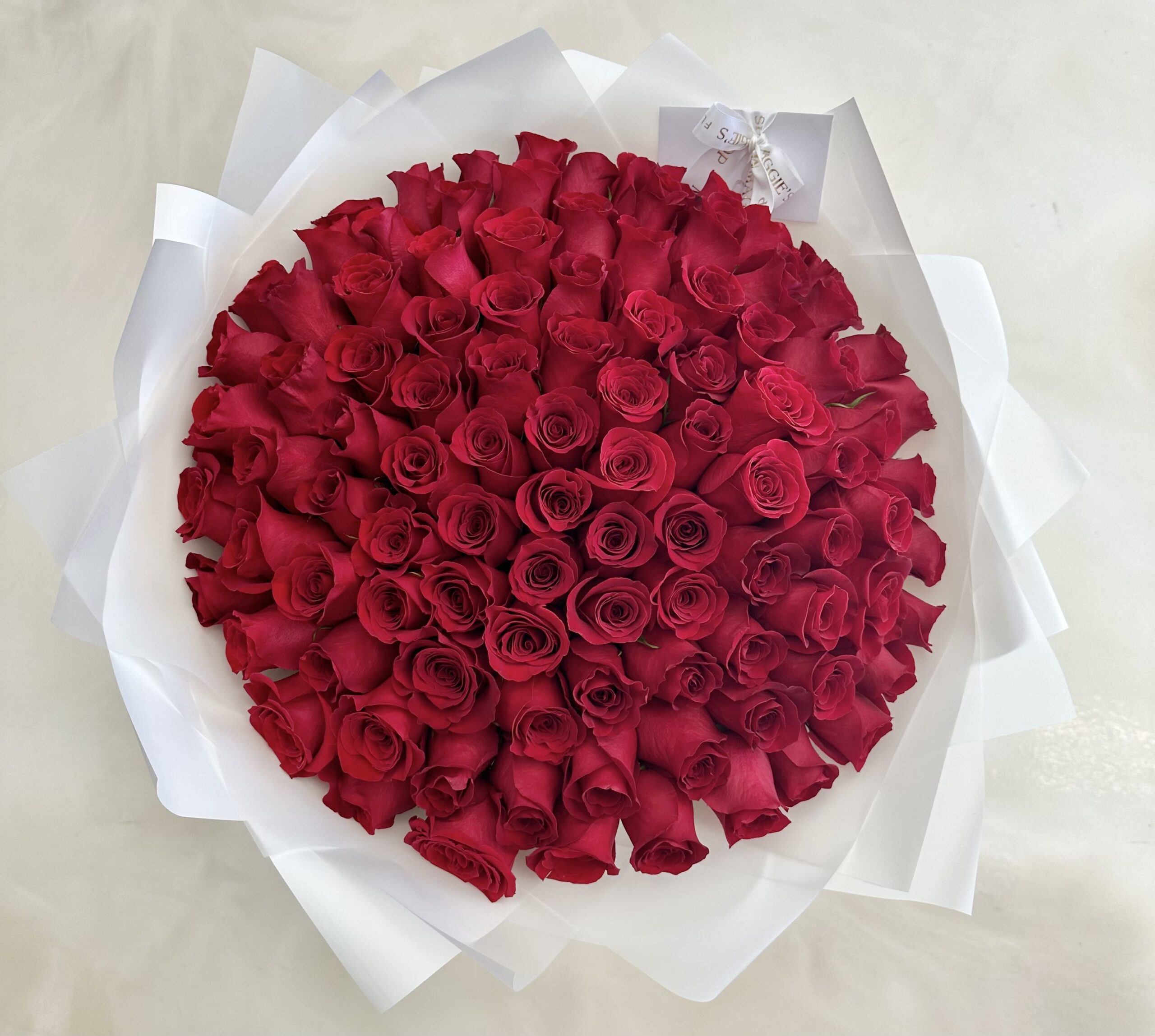 B&BA 100 Rose Bouquet